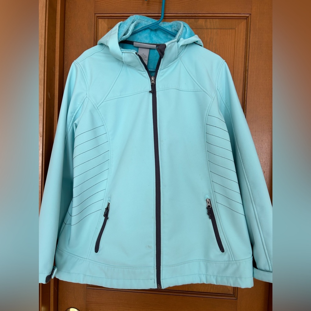 WOMANS JACKET SIZE 1X with hood